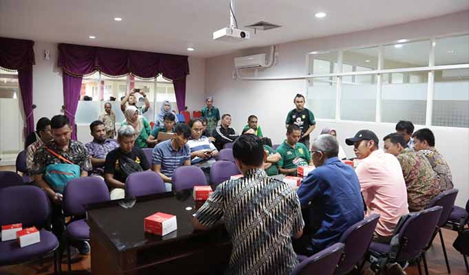 PT Persebaya saat rapat dengan Dispora Surabaya