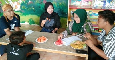 Bekerja Dibidang Komputer, Pasutri Beri Nama Anaknya”Dot Com”