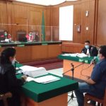 suasana sidang kasus tambang