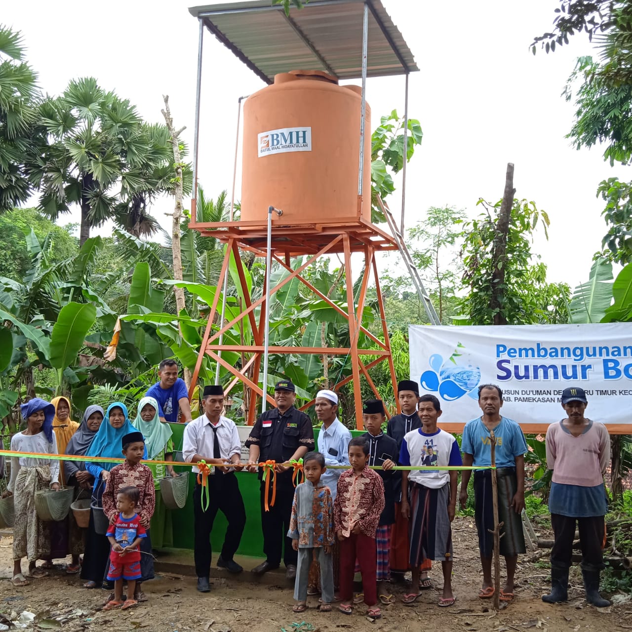 BMH Bangun 52 Sumur Bor di Daerah Kekeringan di Jatim