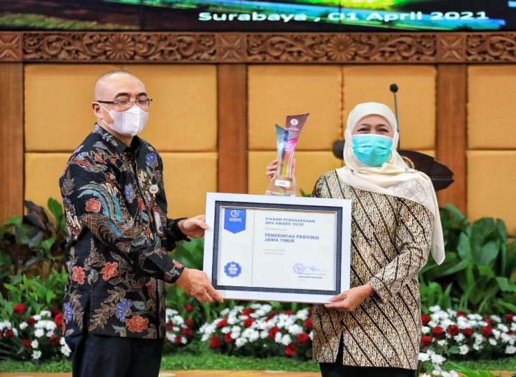 Pemprov Jatim Terima Penghargaan BKN Award 2020
