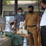 SIG Beri Pelatihan Menjahit & Beternak di Gresik & Rembang sig dan umkm