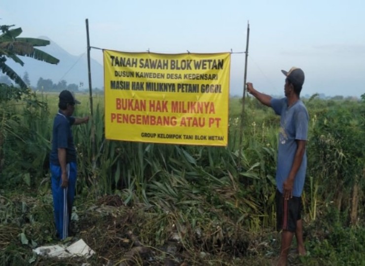 Tak Mau di Klaim Tanah Milik Pengembang, Poktan Blok Wetan Pasang Spanduk