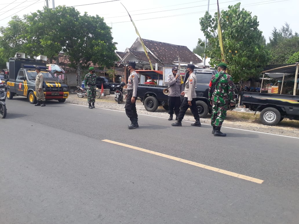 Cegah Kerumunan dan Kriminal, Muspika Puger Gelar Operasi Gabungan