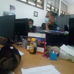 tuntut tanggung jawab