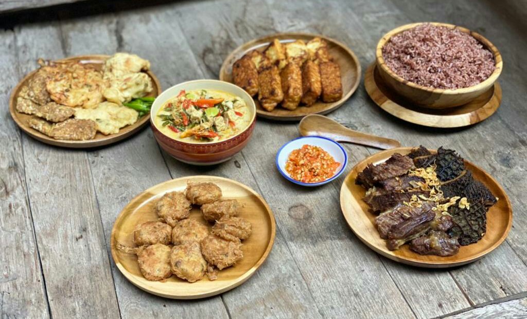 Mantan Rektor Milenial Dirikan Resto Edukatif Bernuansa Jawa 1