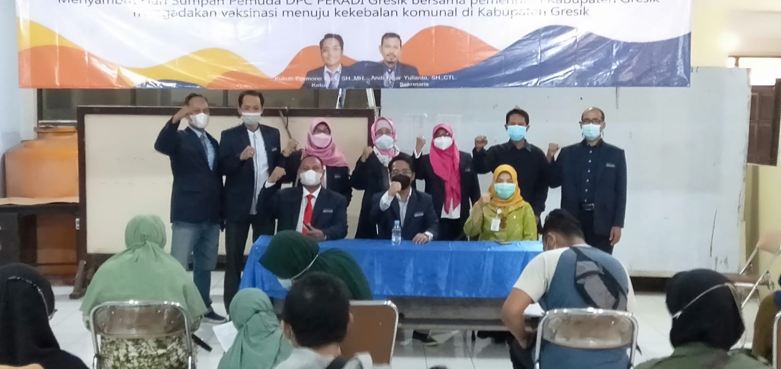 Percepat Herd Immunity DPC Peradi Gresik Gelar Vaksinasi