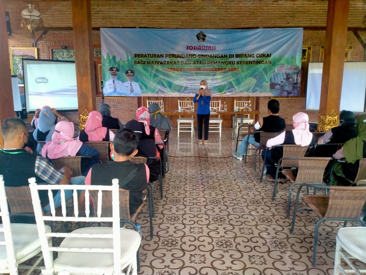 Sosialisasi Disperindang Kabupaten Blitar Pedagang Informal Dilatih Marketing Online