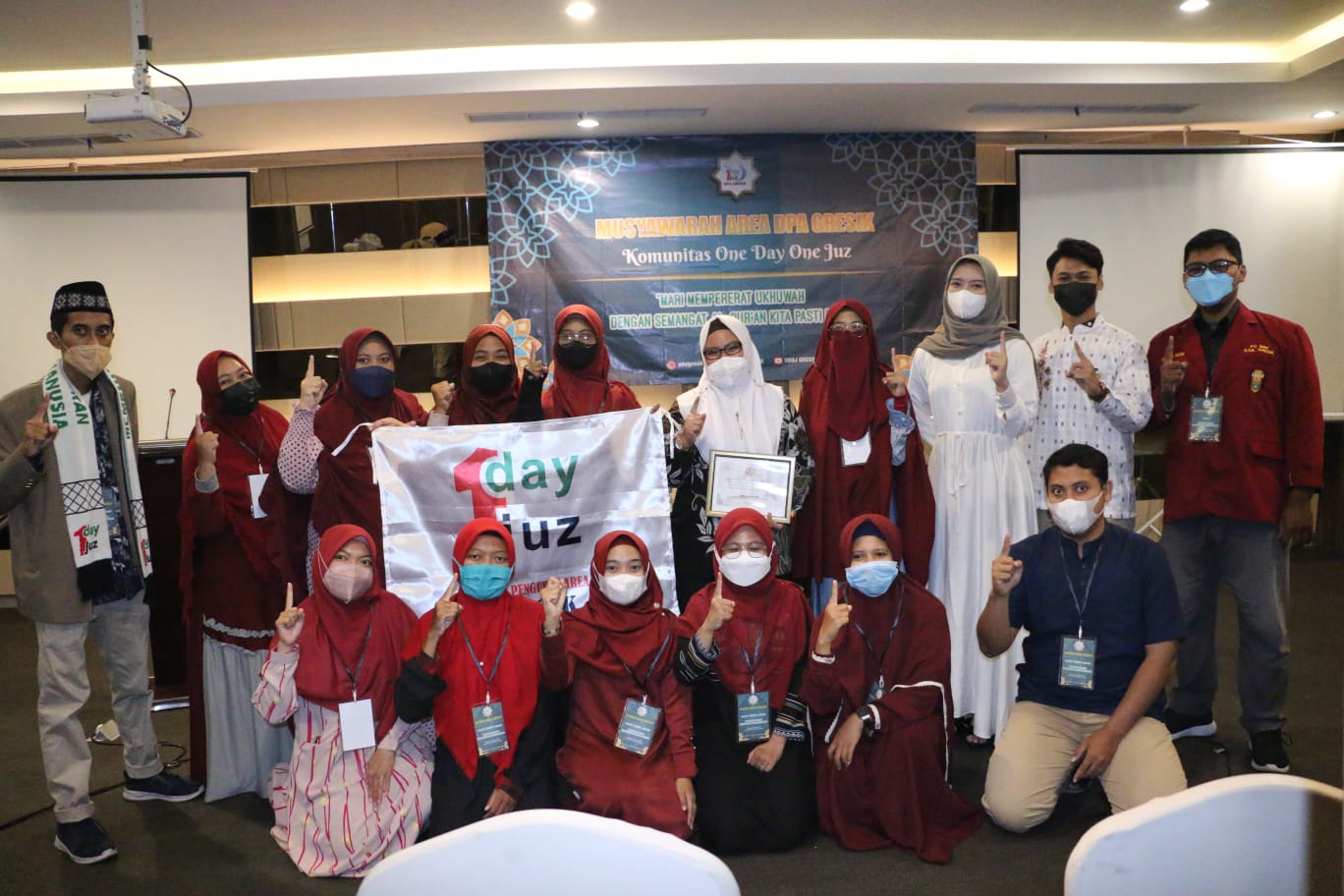 Wakil Bupati Gresik Buka Musyawarah Area Komunitas One Day One Juz 5 Wakil Bupati Gresik Buka Musyawarah Area Komunitas One Day One Juz