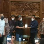 Tak Lagi Jabat Sekdaprov, Heru Tjahjono Pamitan Pimpinan DPRD Jatim IMG-20220113-WA0050