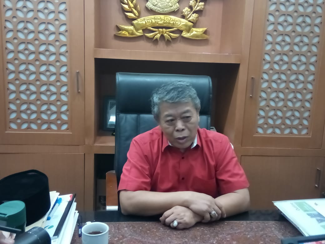 Ketua DPRD Jatim Kusnadi