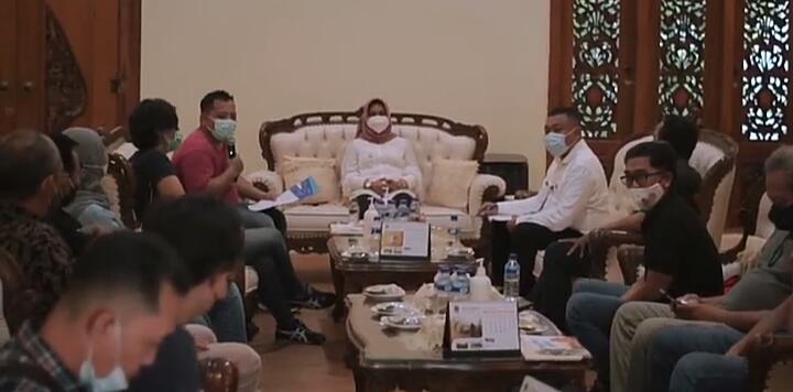 PWI Mojokerto Kunjungi Ning Ita