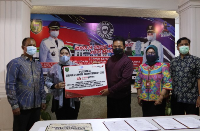 Bank Jatim Serahkan CSR Kepada Pemerintah Kota Madiun