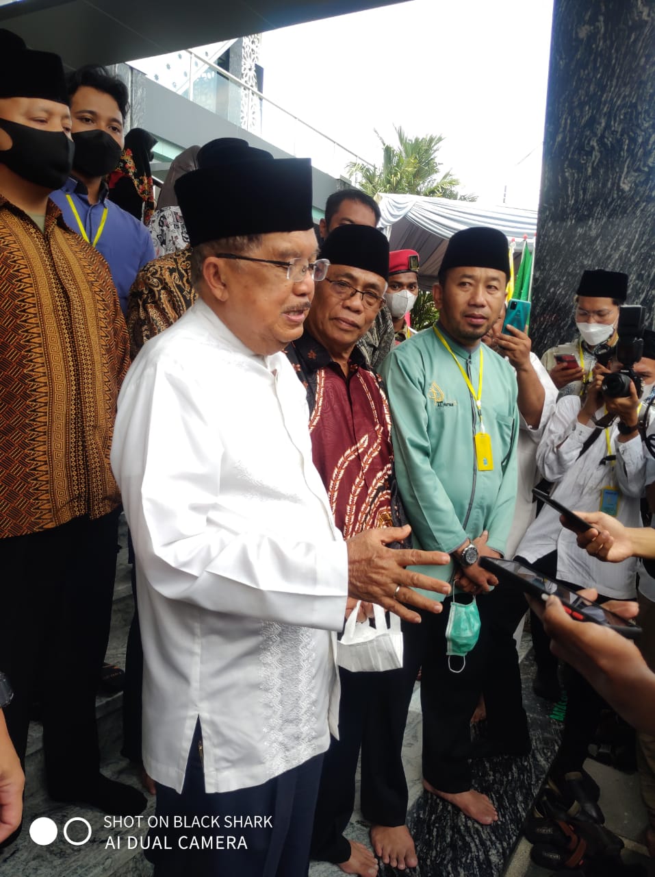 Jusuf Kalla dan Haedar Nasir Resmikan Masjid Al-Fattah