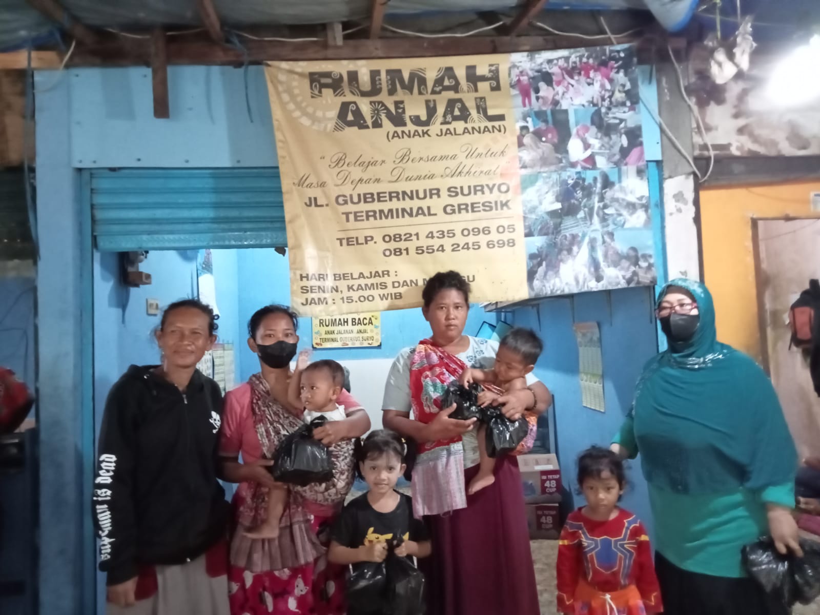 Pembimbing Anjal, Ajak Warga Terminal Bersihkan Lingkungan serta Senam Pagi