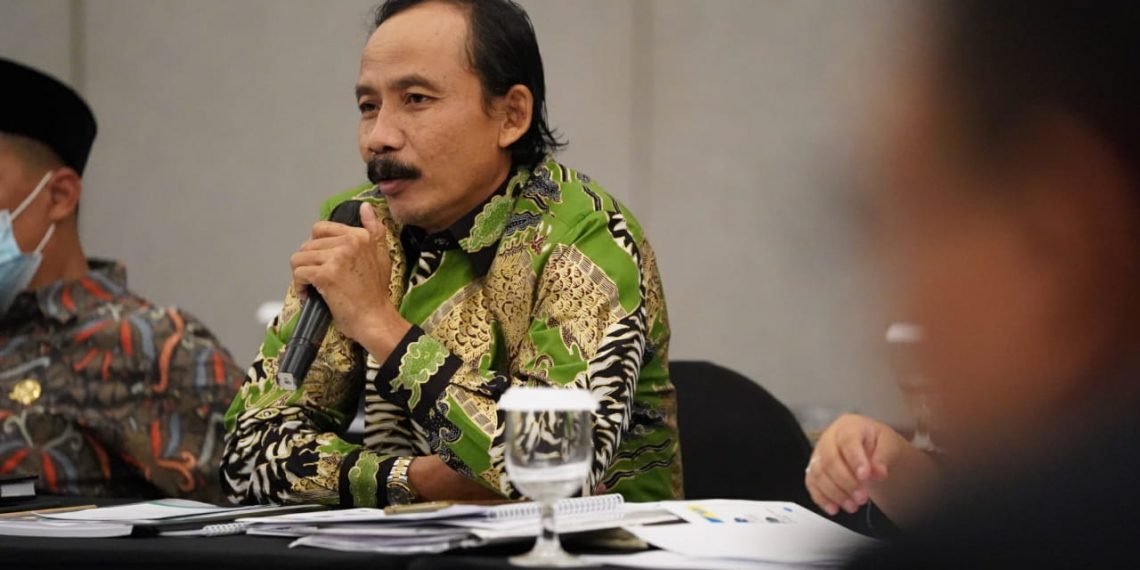Pansus LKPJ Saat Rapat dengan OPD Pemprov Jatim