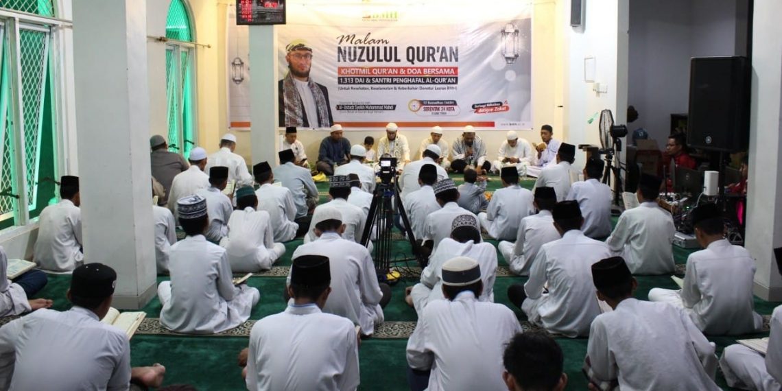 BMH Jatim menggelar Khotmil Qur'an dan Doa bersama secara serentak di 24 Kab/Kota di Jawa Timur, Senin, (18/4/2022). (Ist)
