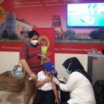 Pengunjung Mall Royal Paza Mendapat Layanan Vaksinasi Puskesmas Ngagel dan BIN