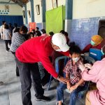 Puskesmas dan BIN Vaksinasi Pelajar SD Katolik Santo Vincentius Surabaya