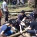 Kolaborasi Mahasiswa Arsitektur UK Petra & Sahabat Bambu Berdayakan Desa Mojotrisno Jombang