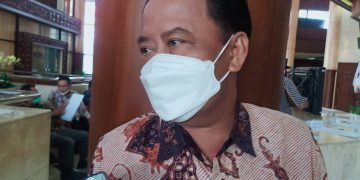 Libatkan Semua Elemen, Komisi B DPRD Jatim Minta Pemerintah Beri Edukasi Soal Penyakit PMK 2 Libatkan Semua Elemen, Komisi B DPRD Jatim Minta Pemerintah Beri Edukasi Soal Penyakit PMK