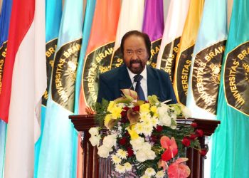 Surya Paloh Raih Gelar Doktor Honoris Causa Pertama dari FISIP UB