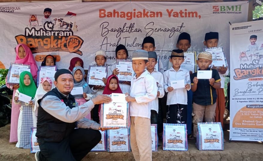 Muharram Berbagi, BMH Sasar Anak Yatim Penghafal Qur'an 1 Sebanyak 658 paket telah disalurkan Laznas BMH dengan menyasar anak-anak yatim penghafal Qur’an di 32 titik di Jawa Timur. (ist)