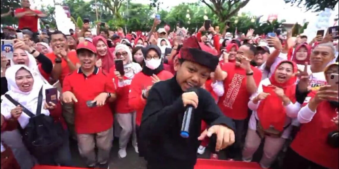 Pulang ke Banyuwangi Farel Prayoga Disambut Meriah di Kantor Pemkab, Bupati Ipuk Sampaikan Pesan