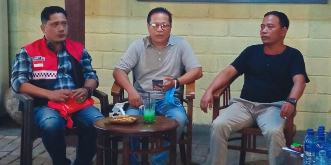 Hari Priyanto (kiri) dan Danu Budiyono (kanan)