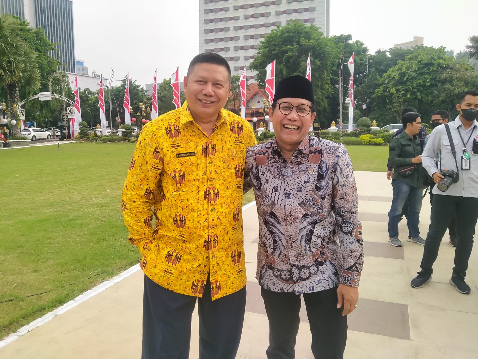 Menteri Desa PDTT Lepas Transmigran Jatim, Cak Dedi : Komisi E DPRD Jatim Kawal dan Awasi Transmigran Sampai Tujuan 1