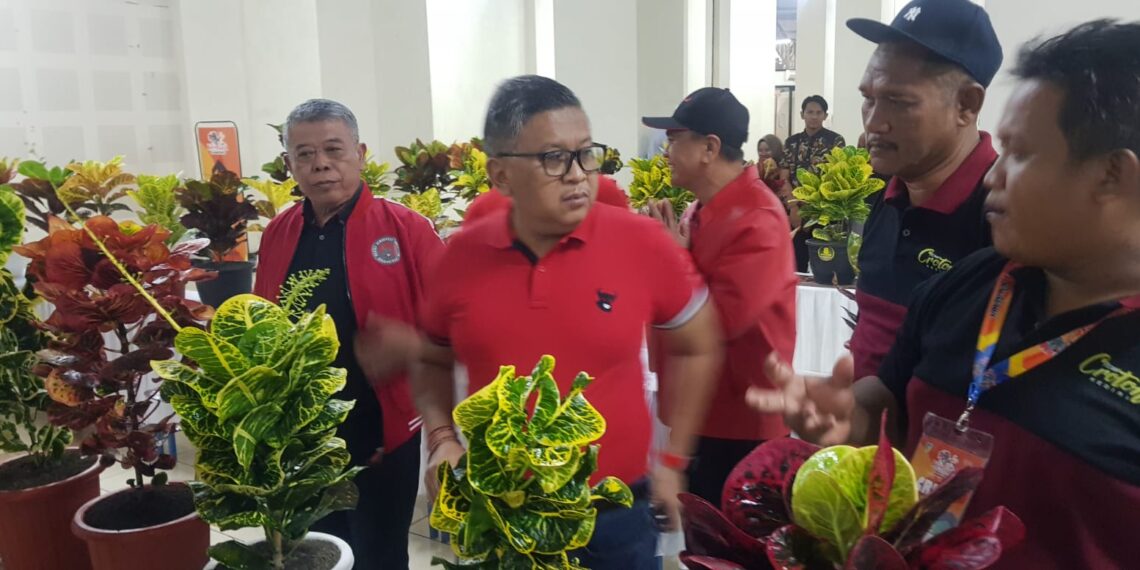 Sekjen DPP PDI-P Hasto Kristiyanto Bersama Ketua DPD PDIP Jatim Kusnadi