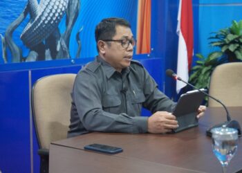 Dadang Hardiwan, Kepala Badan Pusat Statistik (BPS) Jawa Timur saat press rilis, Senin (2/1/2023). (ist)