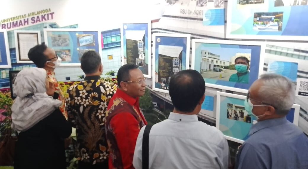 Unair Pamerkan Arsip Covid-19 di Balai Pemuda Alun-alun Surabaya