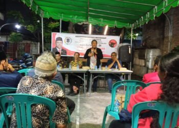 Anas Karno Wakil ketua Komisi B saat melakukan reses di wilayah Jangkungan kecamatan Sukolilo.