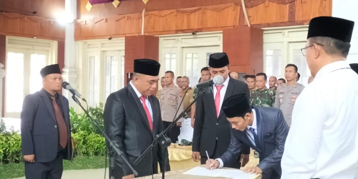 KPU Pamekasan Resmi Lantik Anggota PPS berlangsung Kondusif .