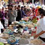 Sidak Pasar Wonokromo Surabaya, Presiden Jokowi: Harga Minyakita dan Beras Sesuai HET