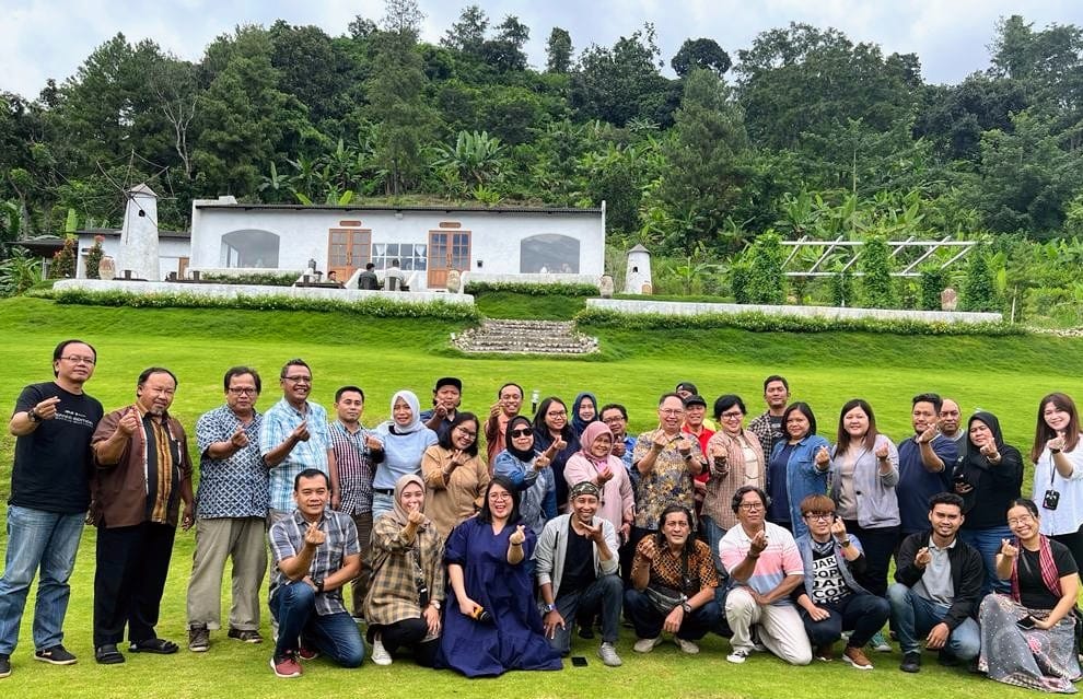 BEI Kenalkan Papan Pencatatan Utama Ekonomi Baru ke Wartawan 1