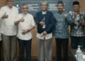 Rektor Unusa, Prof Dr Ir Achmad Jazidie, M Eng saat menerima silaturahmi perangkat Dinas Pendidikan Kabupaten Pasuruan