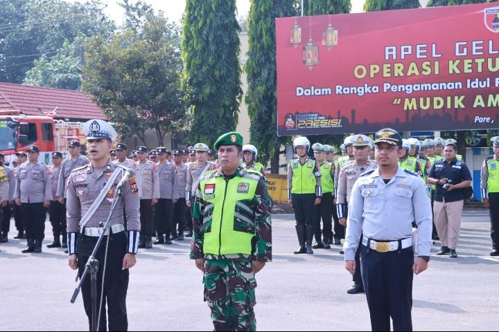 Gelar Apel Pasukan Operasi keselamatan Semeru ketupat 2023,Polres Kediri akan melakukan pola rekayasa di lokasi rawan kemacetan