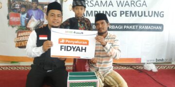 BMH Jatim Salurkan Fidyah untuk Lansia & Dhuafa