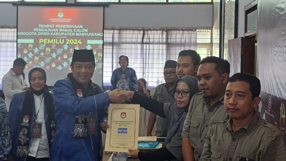 Target 16 Kursi, Partai Demokrat Banyuwangi Resmi Daftarkan Bacalegnya ke KPU