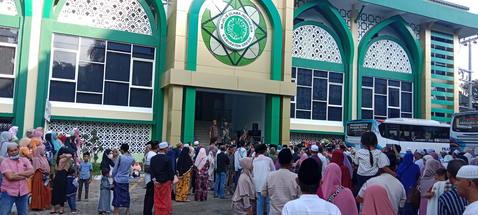 Bupati Lepas Calon Jamaah Haji Kabupaten Gresik 1