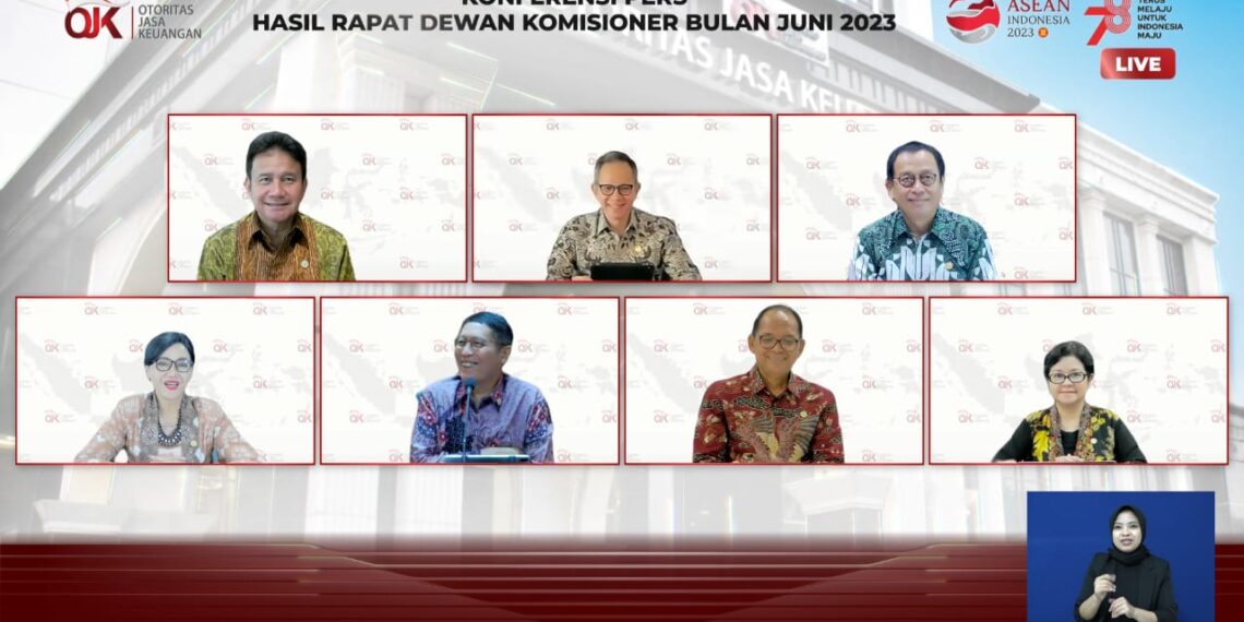 Konferensi pers RDKB OJK, Selasa (4/7/2023) di Jakarta. (ist)