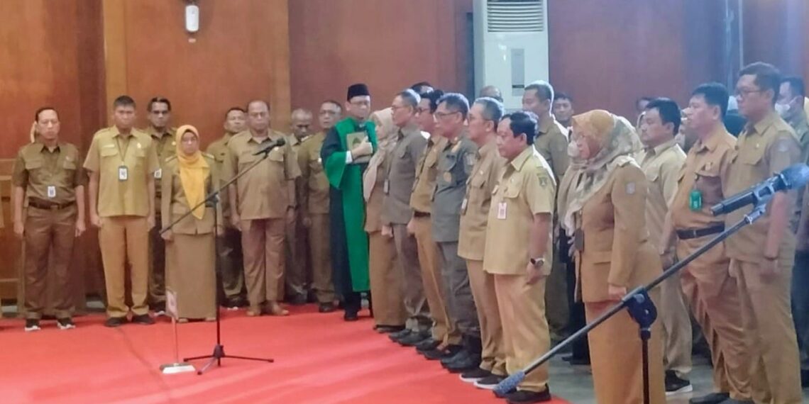 Mutasi Pejabat Pemkot Surabaya, Kasatpol PP Diganti