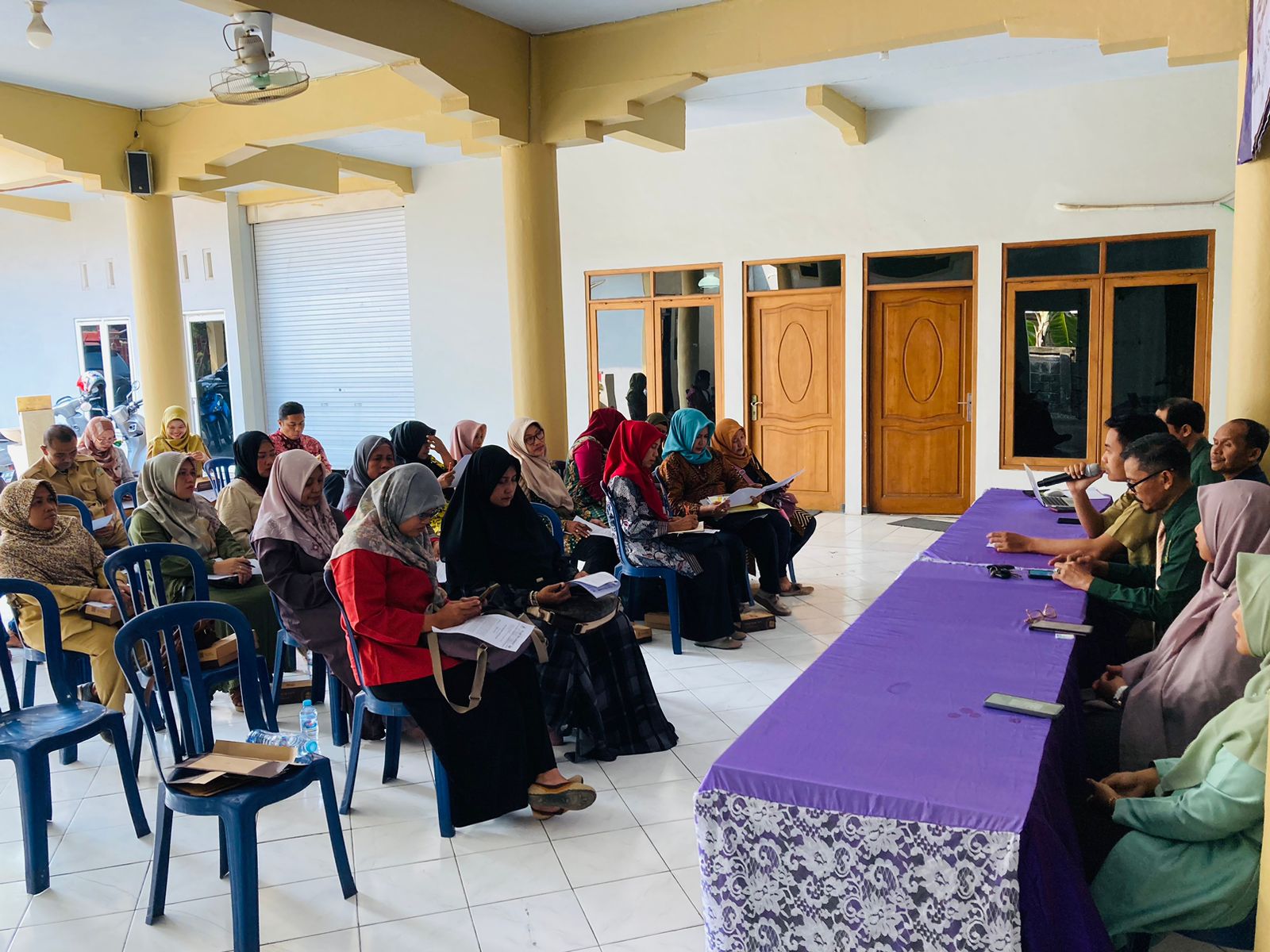 Berikan Layanan Hukum Gratis, Posbakum PN Gresik Turun ke Desa  1