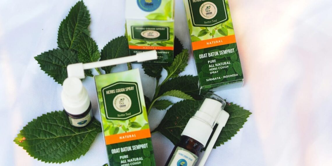 Herbs Co-Spray, Inovasi Cough Spray Pelega Tenggorokan Berbahan Dasar Daun Pecut Kuda (Stachytarpheta jamaicensis). (ist)