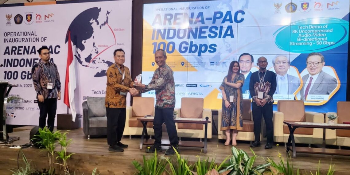 Indosat Business berkolaborasi dengan UB Malang dalam pengembangan pendidikan berbasis teknologi informasi, menyediakan layanan connectivity, IT Services, dan Google Workspace. (ist)