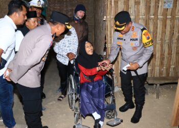 Polres Bersama Baznas Ngawi Bedah Rumah Penyandang Disabilitas