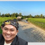 Jalan Poros Rusak Parah, Aktivitas Perekonomian Warga di Tiga Kecamatan Terganggu WhatsApp Image 2024-03-20 at 09.18.01