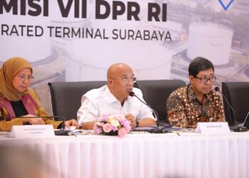 PLN paparkan upaya & kesiapan sistem kelistrikan Jawa Bali di Bulan Ramadhan & idul Fitri 1445 H ke Komisi VII DPR RI. (foto: ist)